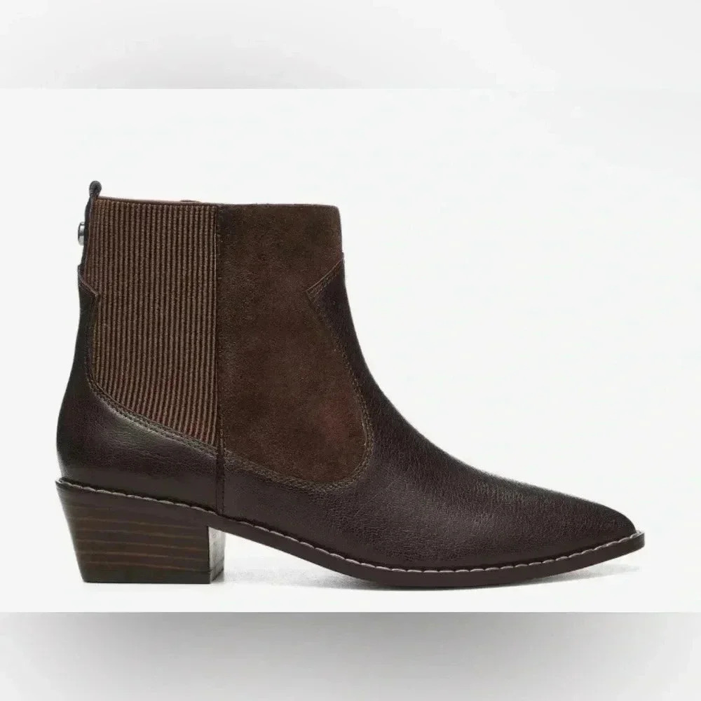 Nwot Donald Pliner Gazzi Suede Boot Size: 7